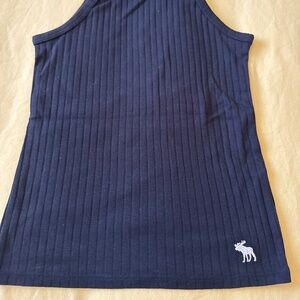 Abercrombie kids 9/10 top